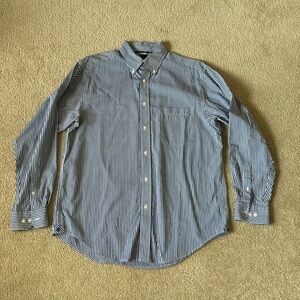 Roundtree & Yorke Button Down Shirt